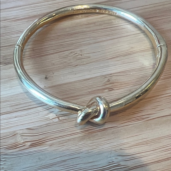 Kate Spade sailors not hinge, bangle, plated, metal Knot Bracelet - Picture 3 of 3